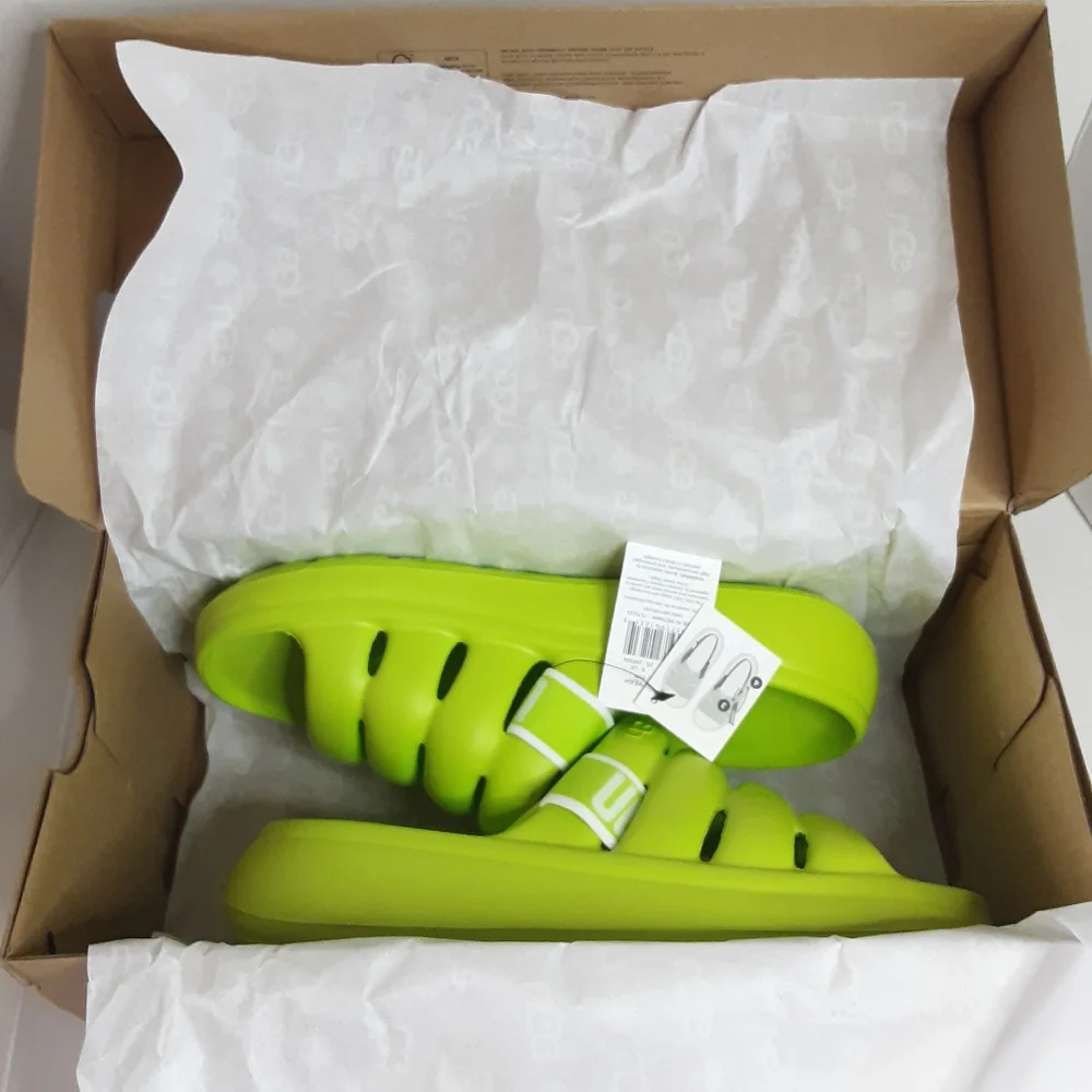 ugg women's sport yeah sandals NWB - Picture 12 of 12